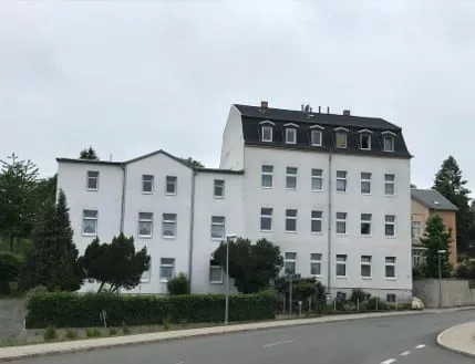 2 Mehrfamilienhäuser (im Paket) in Bahnhofsnähe – Bild 2 von 2
